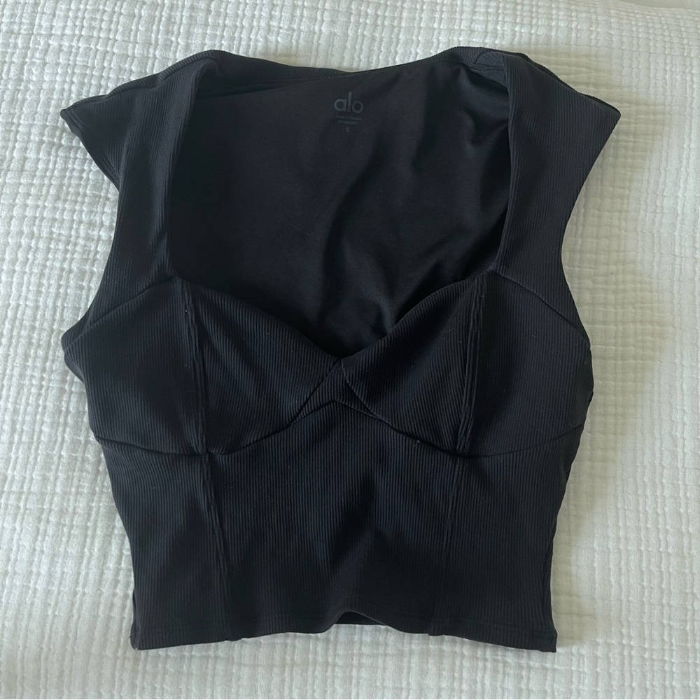 Alo Yoga Sweetheart Short Sleeve